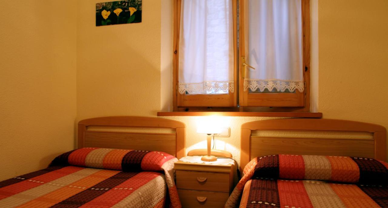 Apartaments La Llucana บารูเอรา ห้อง รูปภาพ